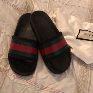 Authentic Kids Gucci slides U.S size 13